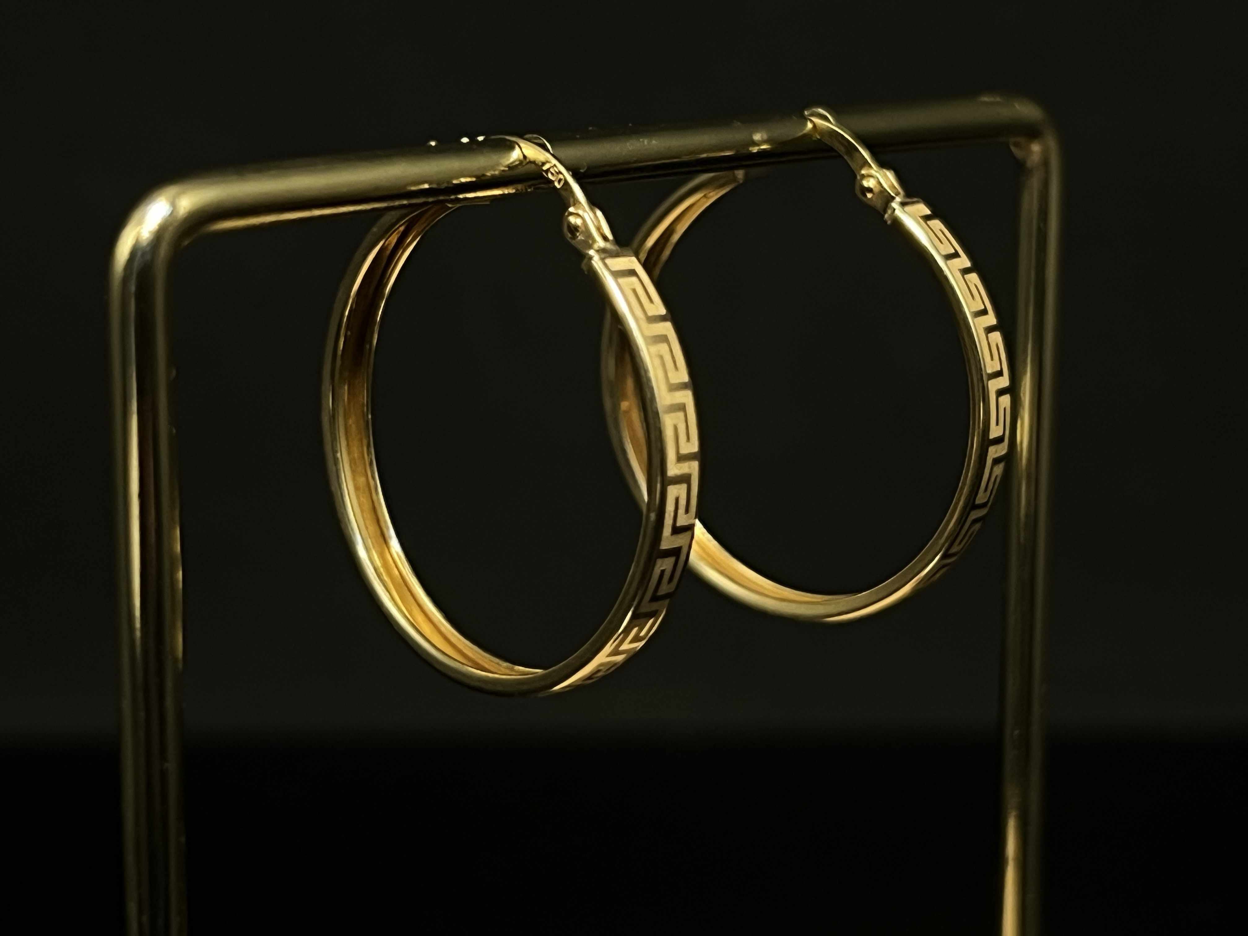 Stella 18K Yellow Gold Hoop Earrings