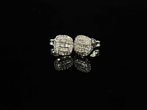 Aiko 0.30-Carat Diamond Stud Cluster Setting Earrings in 18K White Gold