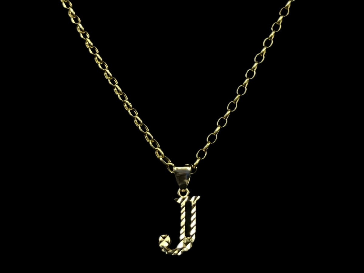 July 18K Yellow Gold Pendant