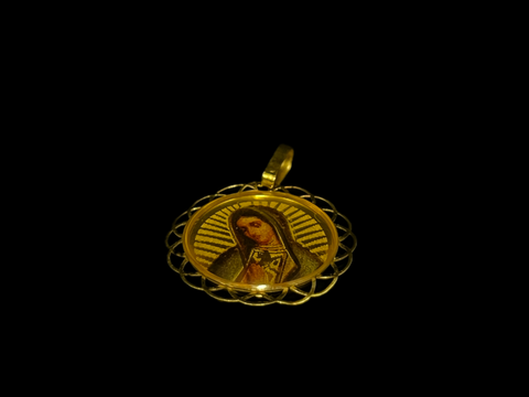 Evelyn 18K Yellow Gold Pendant