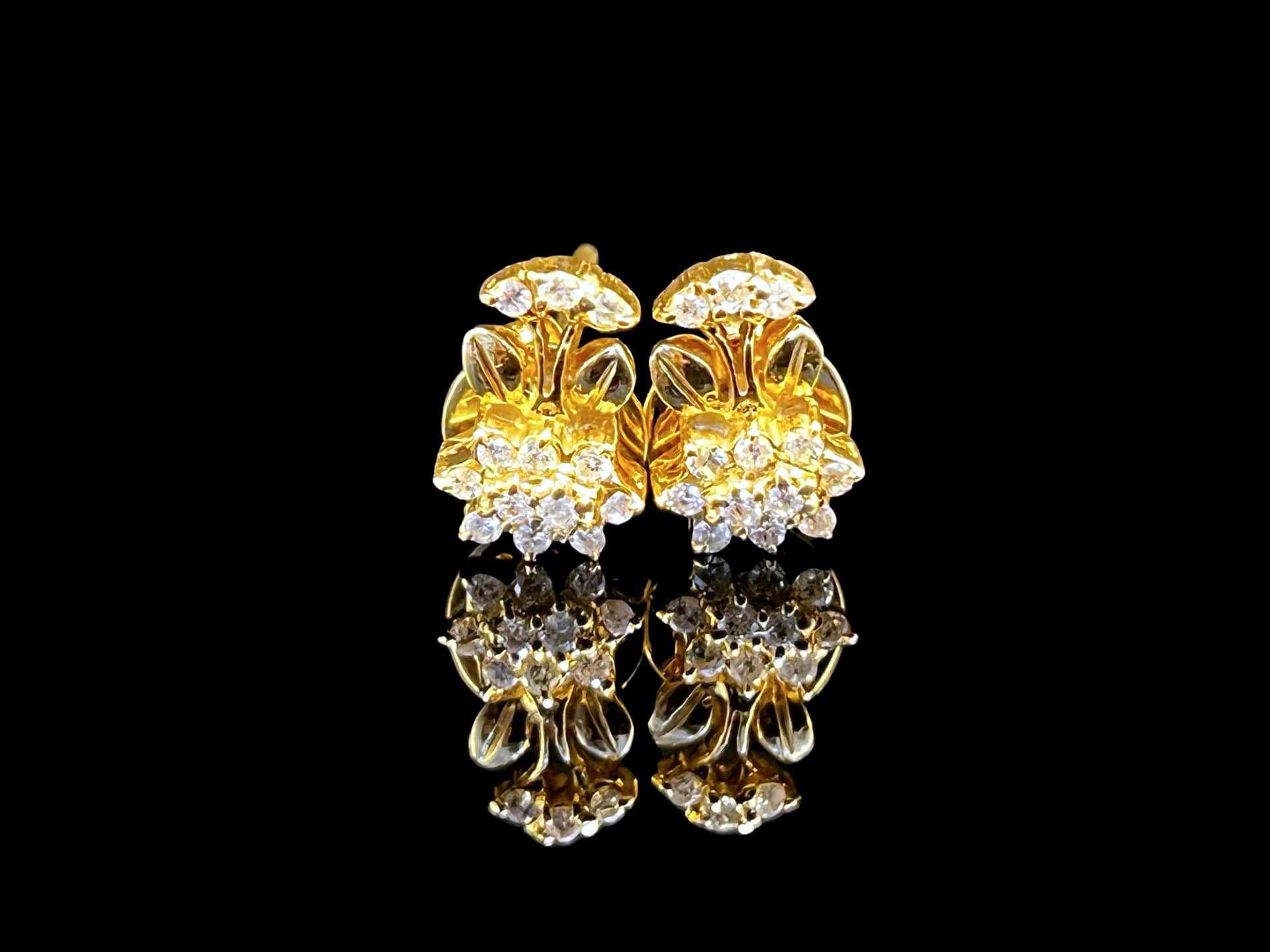 Lydie 14k Yellow Gold Stud Earrings