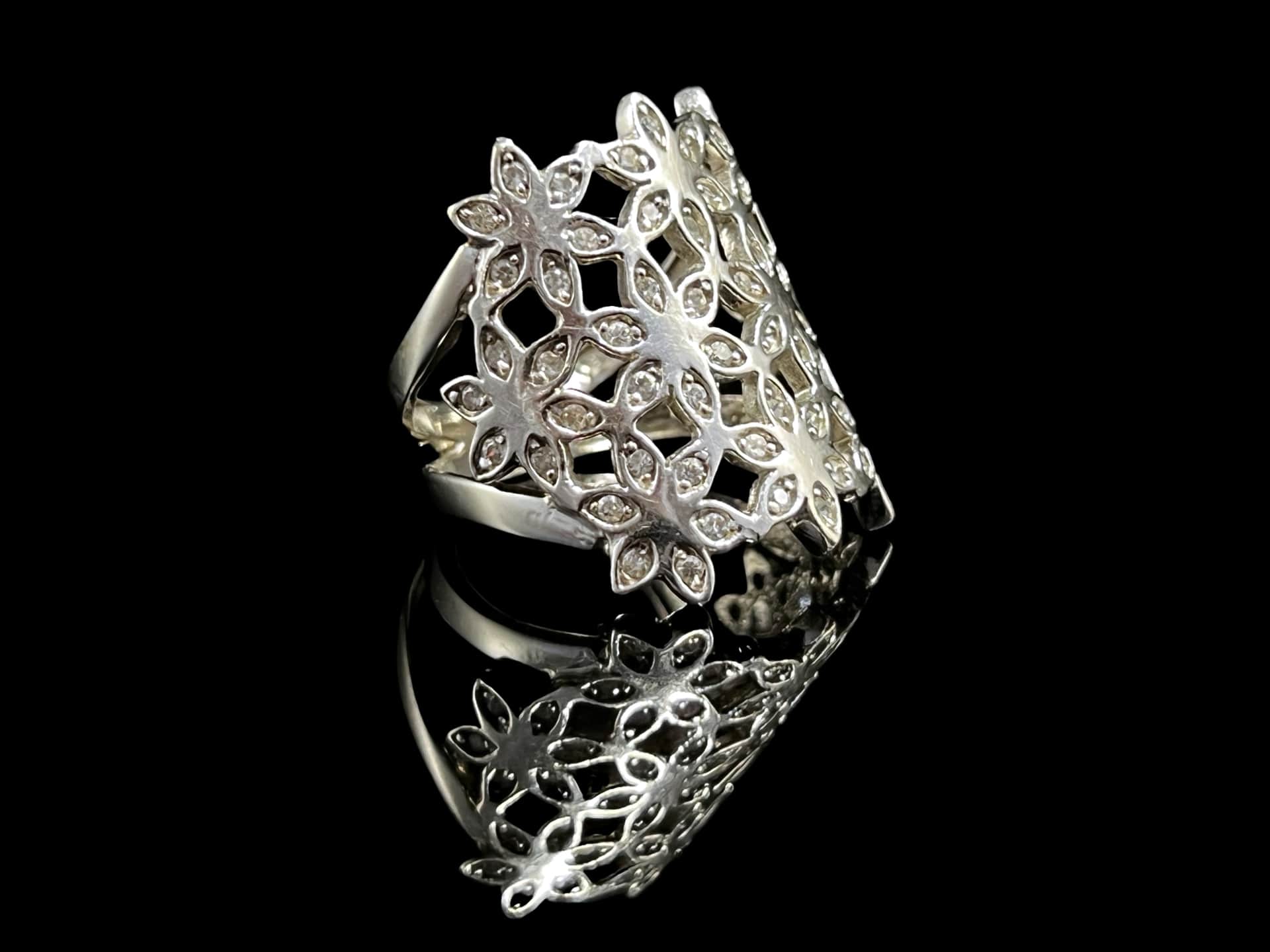 Belle 14k White Gold Filigree Ring