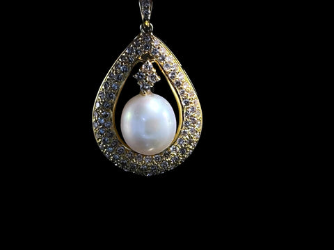 Anatole 18K Yellow Gold White South Sea Pearl Pendant