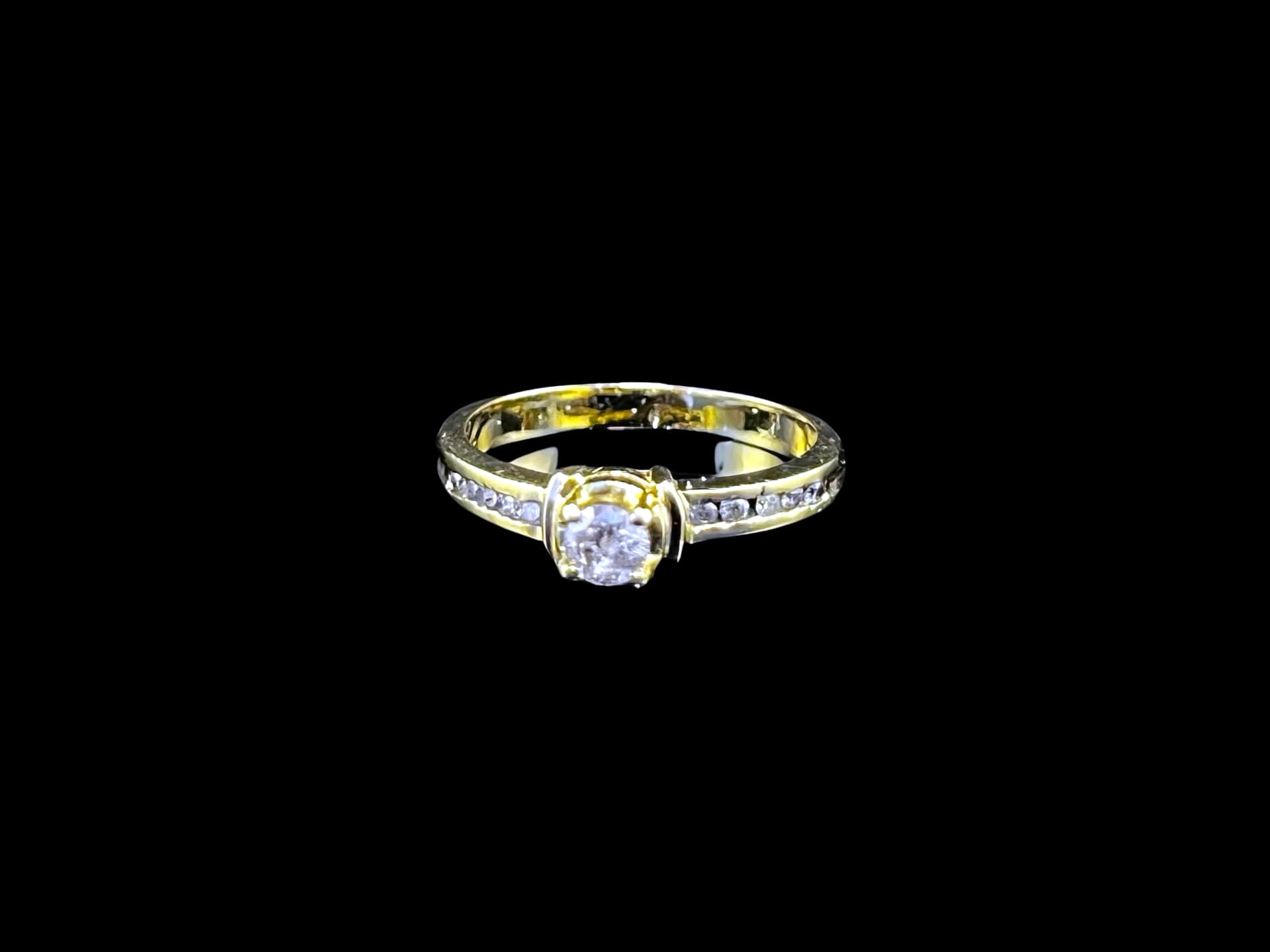 Fernande 14k Yellow Gold Solitaire Ring